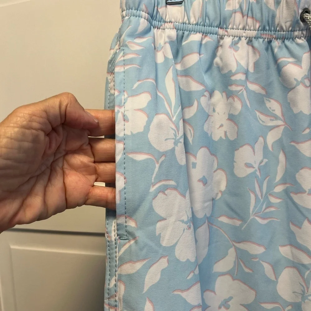 Vintage Summer Floral Print Swim Shorts Size Mens Large Color Blue, Whit…
